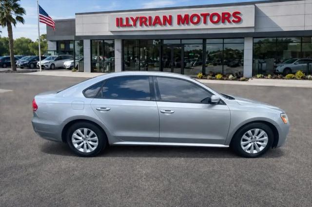 2012 Volkswagen Passat 2.5L S