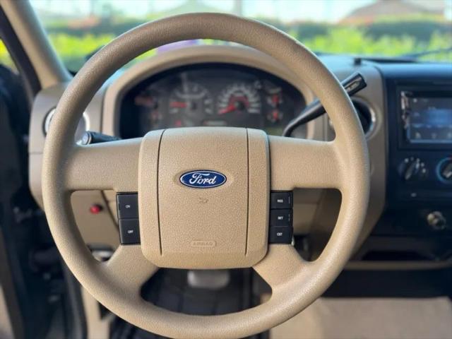 2005 Ford F-150 XLT