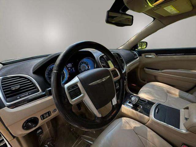 2012 Chrysler 300 Limited