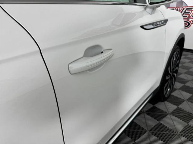 2021 Lincoln Nautilus Black Label