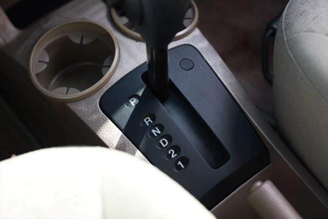 2003 Kia Rio Base