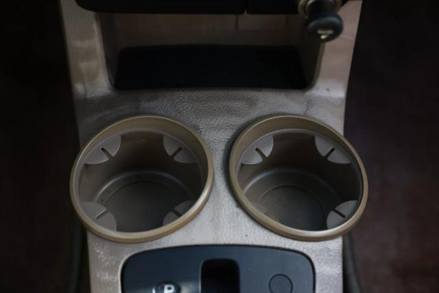 2003 Kia Rio Base