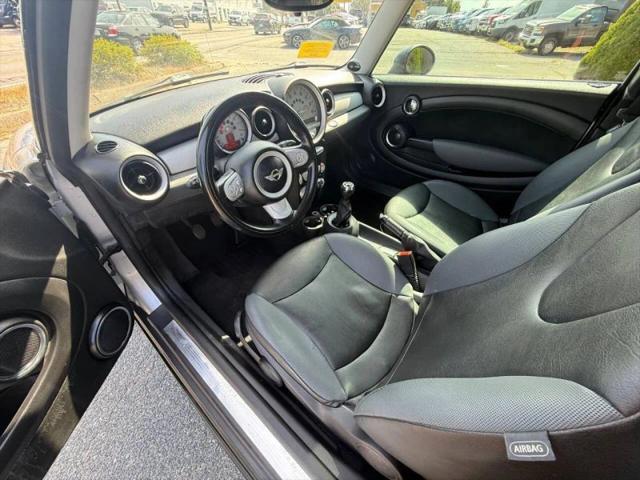 2010 MINI Cooper Cooper