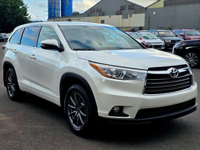 2016 Toyota Highlander LE V6 for sale in Woodinville, WA