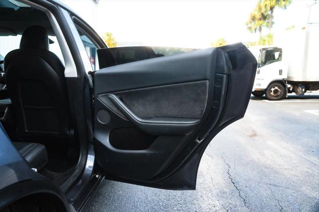 2023 Tesla Model Y RWD
