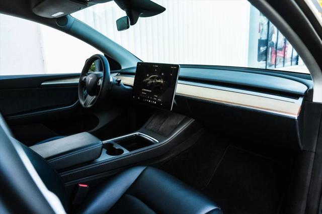2023 Tesla Model Y RWD