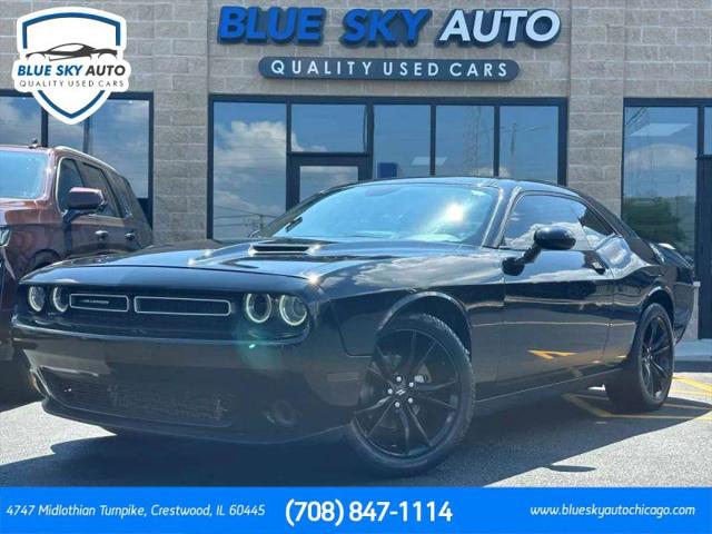 2017 Dodge Challenger SXT for sale in Chicago, IL