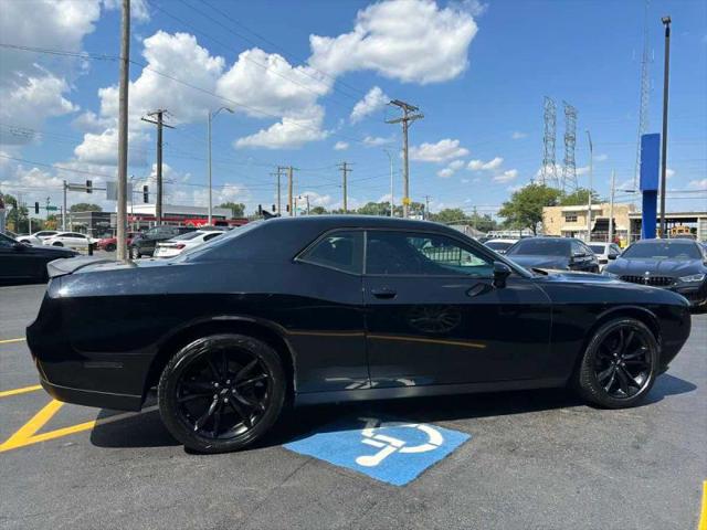 2017 Dodge Challenger SXT