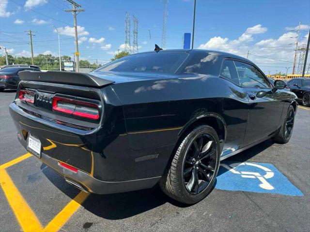 2017 Dodge Challenger SXT