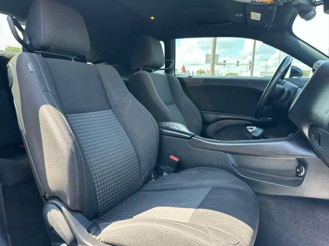 2017 Dodge Challenger SXT