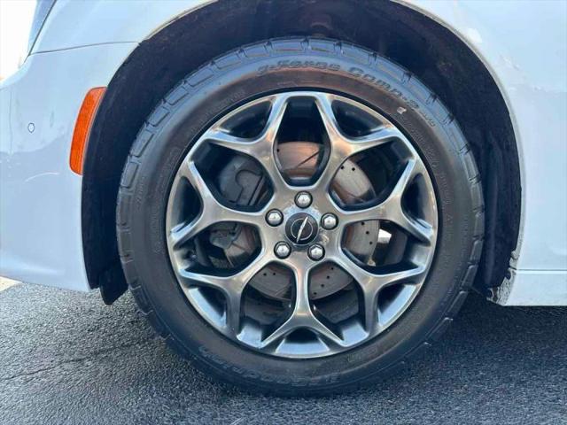 2017 Chrysler 300 300S AWD