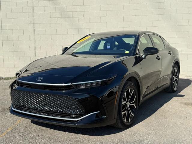 2023 Toyota Crown Limited for sale in Wayne, MI