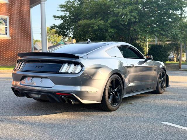 2021 Ford Mustang GT Fastback