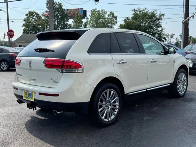 2012 Lincoln MKX Base