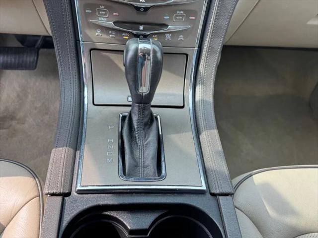 2012 Lincoln MKX Base