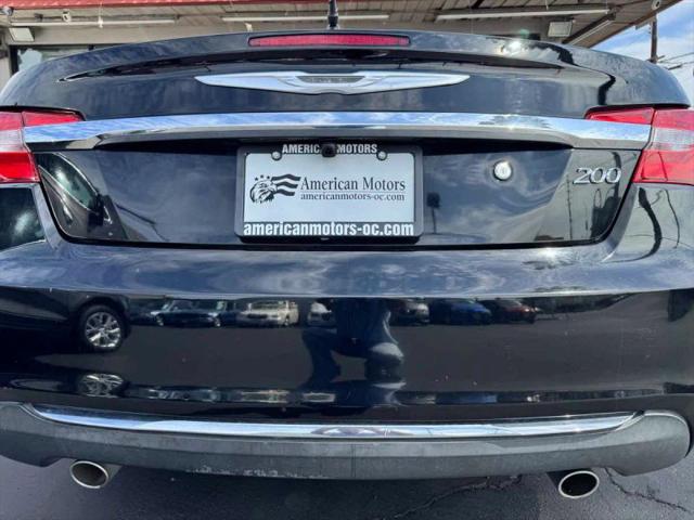 2013 Chrysler 200 Limited