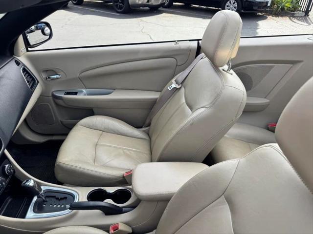 2013 Chrysler 200 Limited