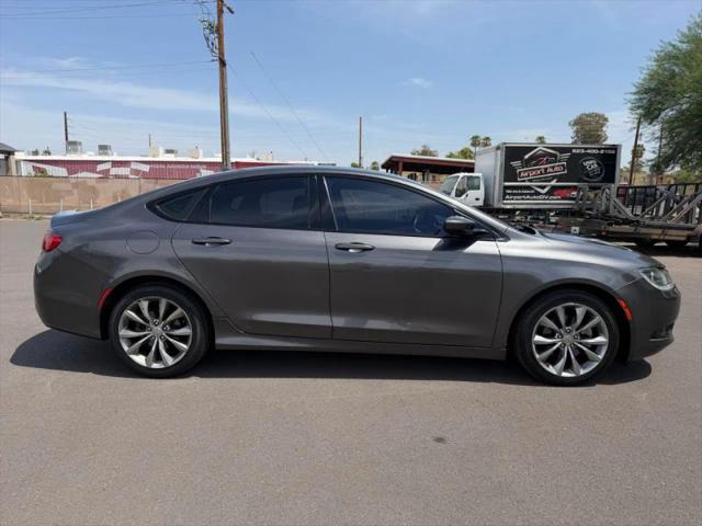 2015 Chrysler 200 S