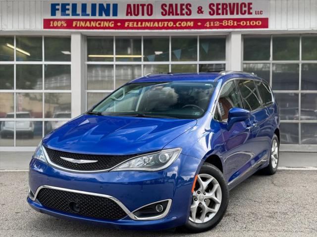 2020 Chrysler Pacifica Touring L for sale in Pittsburgh, PA