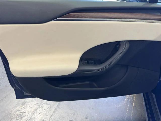 2025 Tesla Model S Rear-Wheel Drive