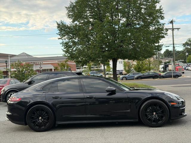 2018 Porsche Panamera 4
