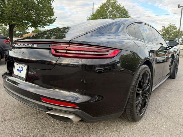 2018 Porsche Panamera 4