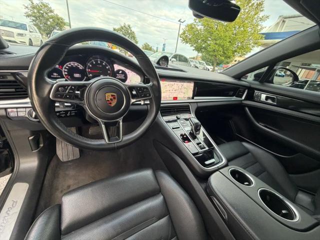 2018 Porsche Panamera 4