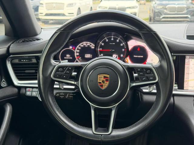2018 Porsche Panamera 4