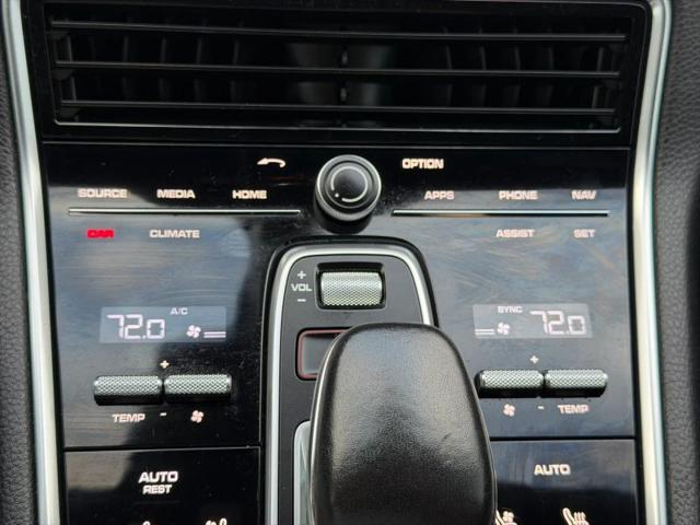 2018 Porsche Panamera 4