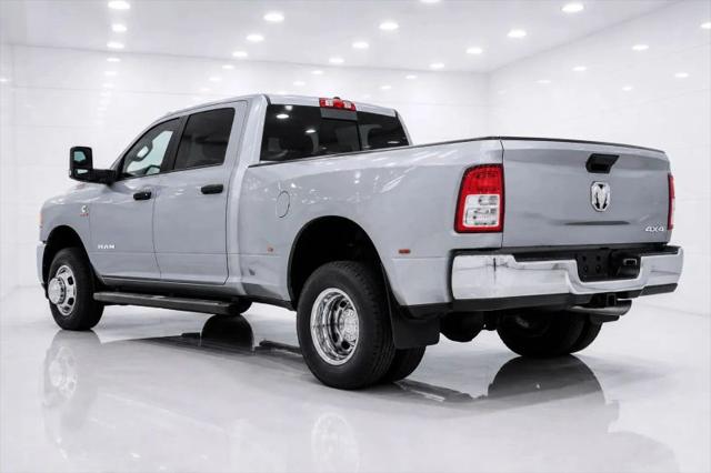 2022 Ram 3500 Tradesman Crew Cab 4x4 8' Box