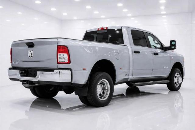 2022 Ram 3500 Tradesman Crew Cab 4x4 8' Box