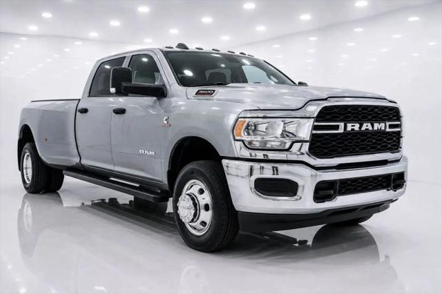 2022 Ram 3500 Tradesman Crew Cab 4x4 8' Box