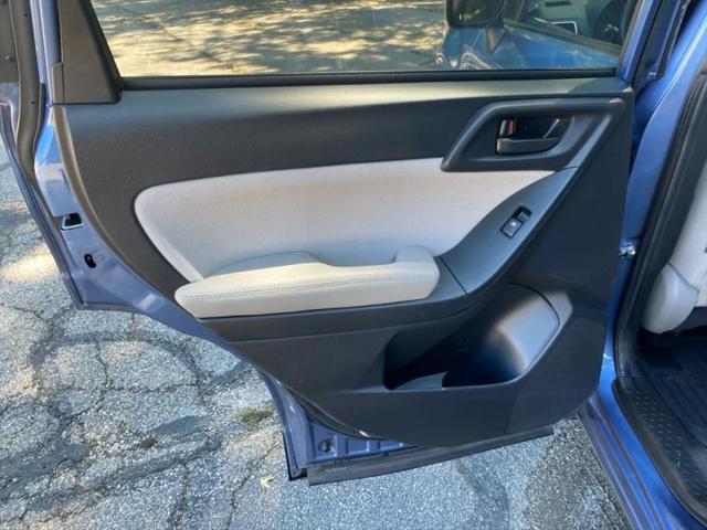 2016 Subaru Forester 2.5i