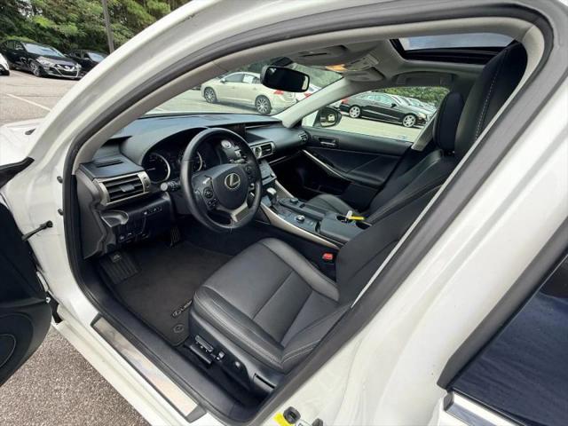 2016 Lexus IS 200t 200t