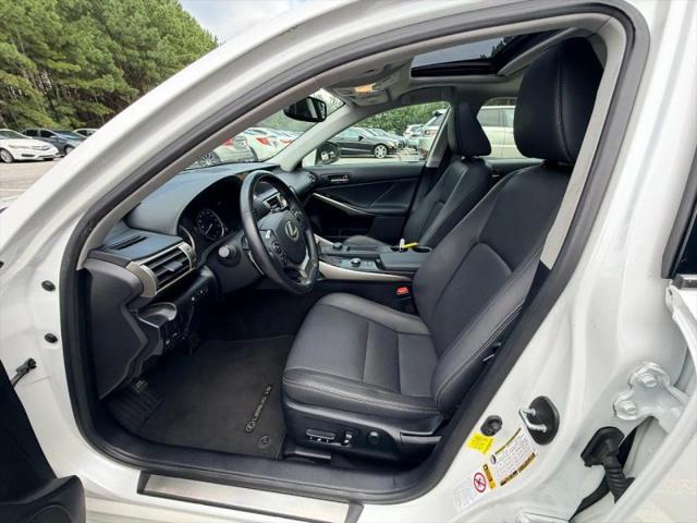 2016 Lexus IS 200t 200t