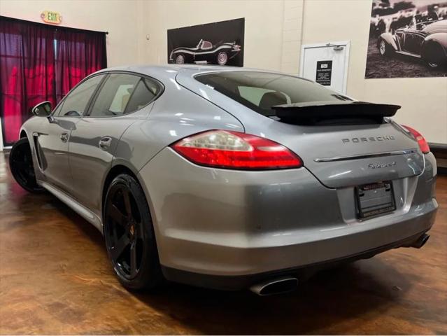 2011 Porsche Panamera 4