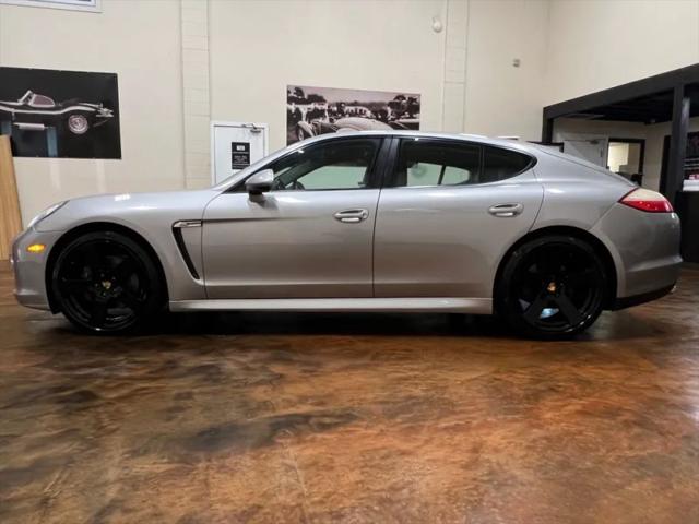 2011 Porsche Panamera 4