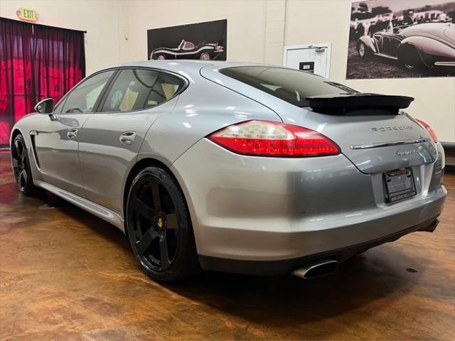 2011 Porsche Panamera 4
