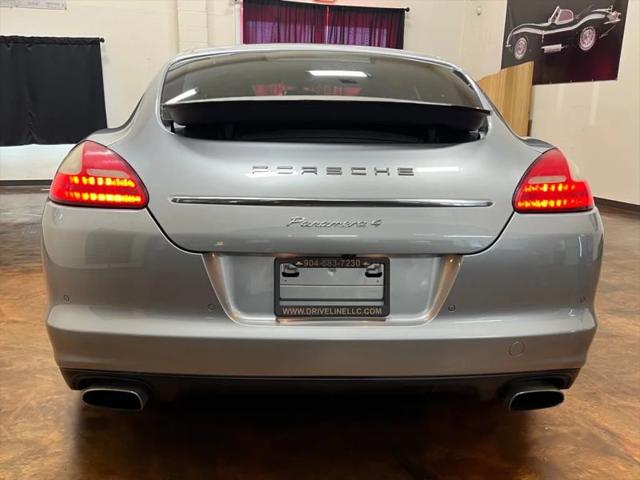 2011 Porsche Panamera 4