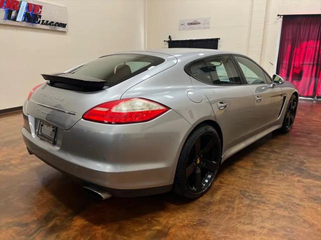 2011 Porsche Panamera 4