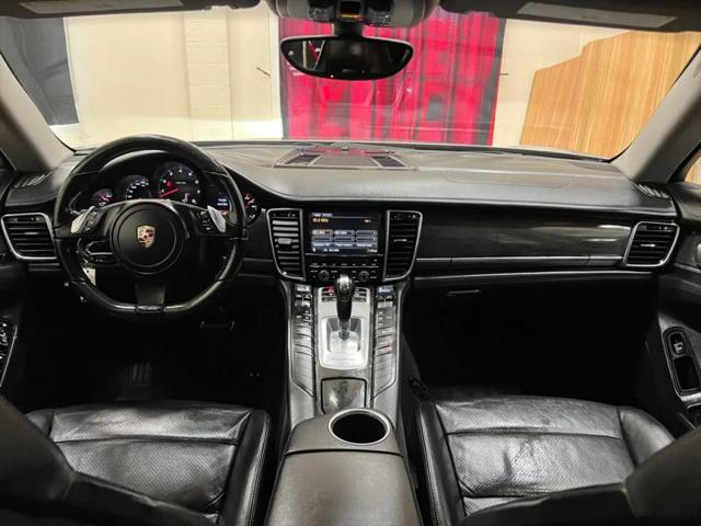 2011 Porsche Panamera 4