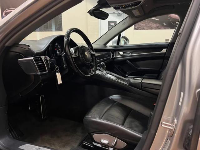 2011 Porsche Panamera 4