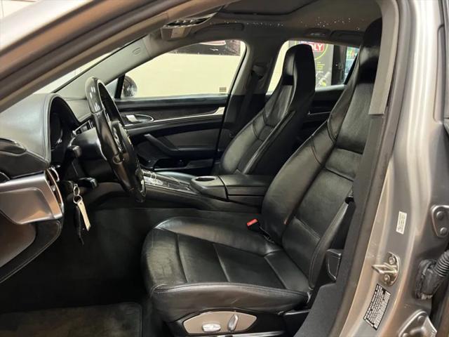 2011 Porsche Panamera 4