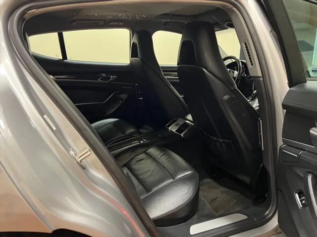 2011 Porsche Panamera 4