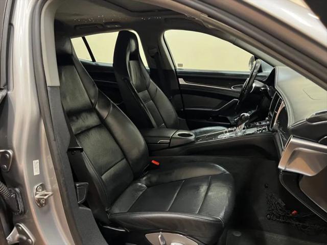 2011 Porsche Panamera 4