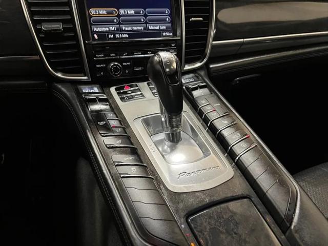 2011 Porsche Panamera 4