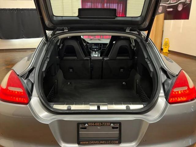 2011 Porsche Panamera 4
