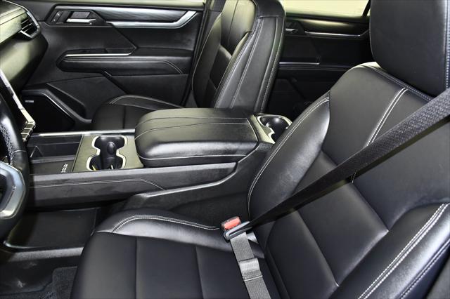 2026 GMC Acadia Elevation AWD