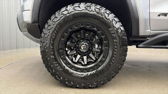 2025 GMC Canyon AT4 4WD
