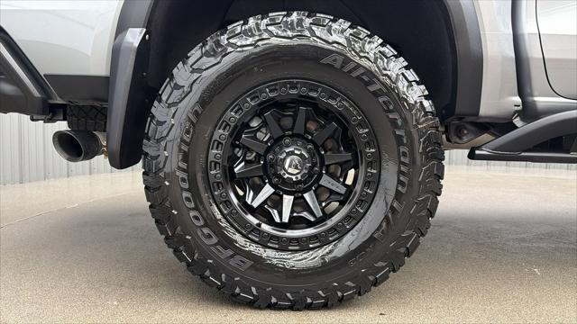 2025 GMC Canyon AT4 4WD